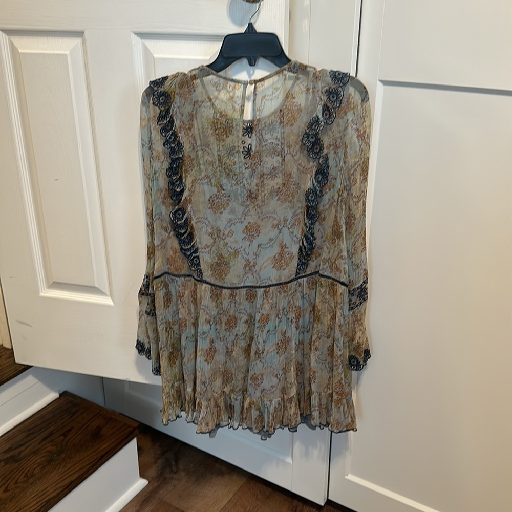 Boho Top - Picture 3 of 3